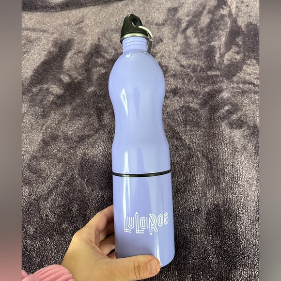 LULAROE Water bottle with snack cup - Picture 2 of 4